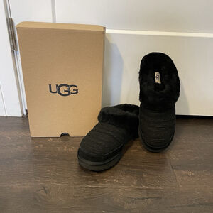 Womans UGG Cluggette Genuine Shearling Lined Cabelle Knit Slipper Sz 8 Black New